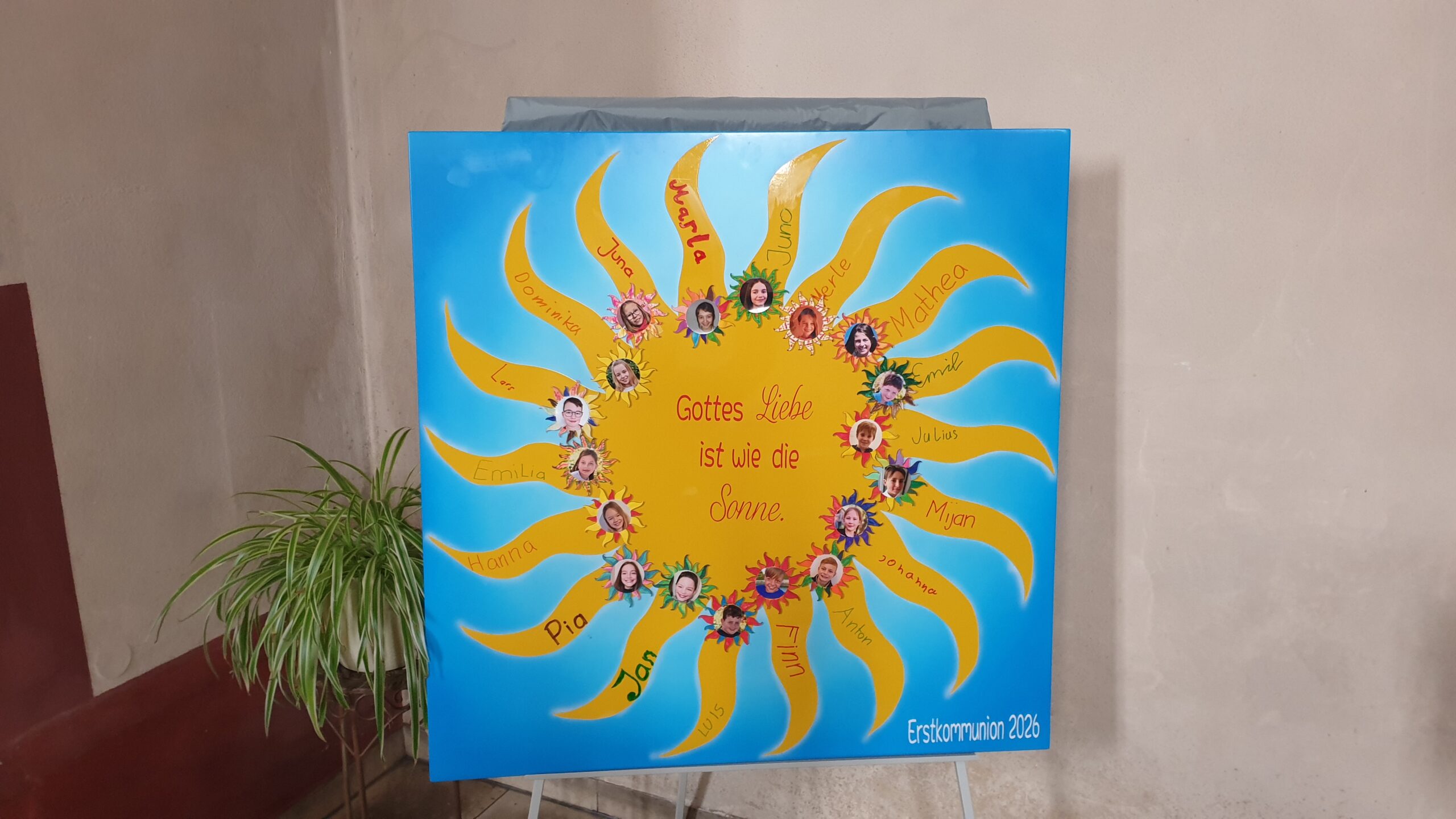 Vorstellungsplakat der Kommunionkinder in Wenigumstadt